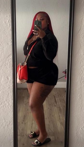 Zana, 24  female escort, Tallahassee